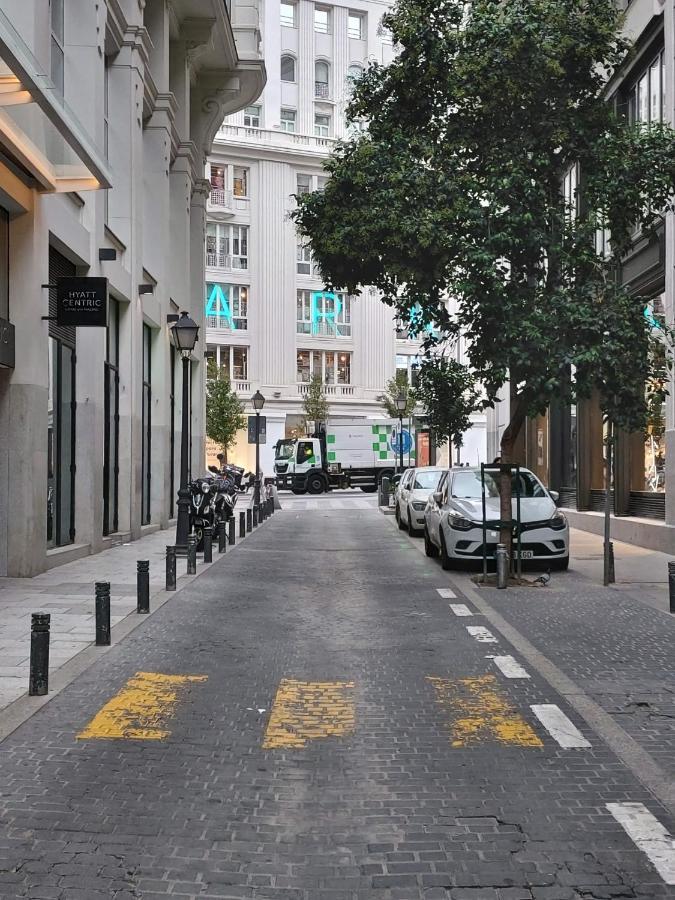 Apartamento Nuevo Y Reformado Al Lado De La Gran Via Madrilena Exteriör bild