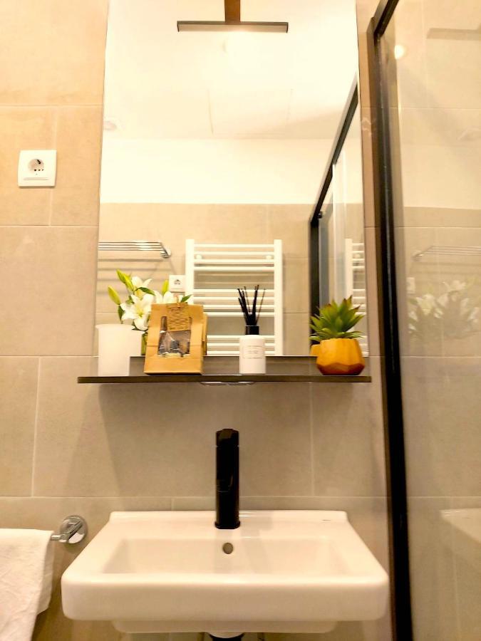 Apartamento Nuevo Y Reformado Al Lado De La Gran Via Madrilena Exteriör bild